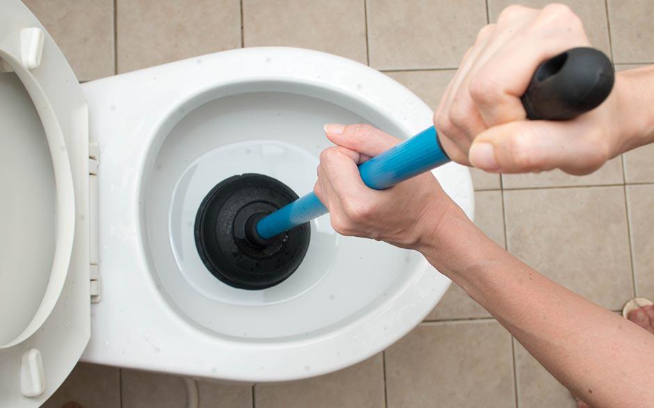 prix plombier wc bouché Betz